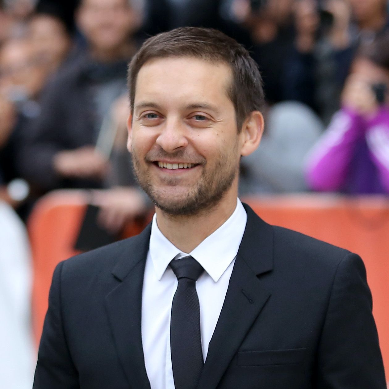 tobey maguire biography